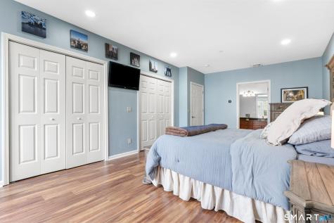 60 Maple Street Branford CT 06405