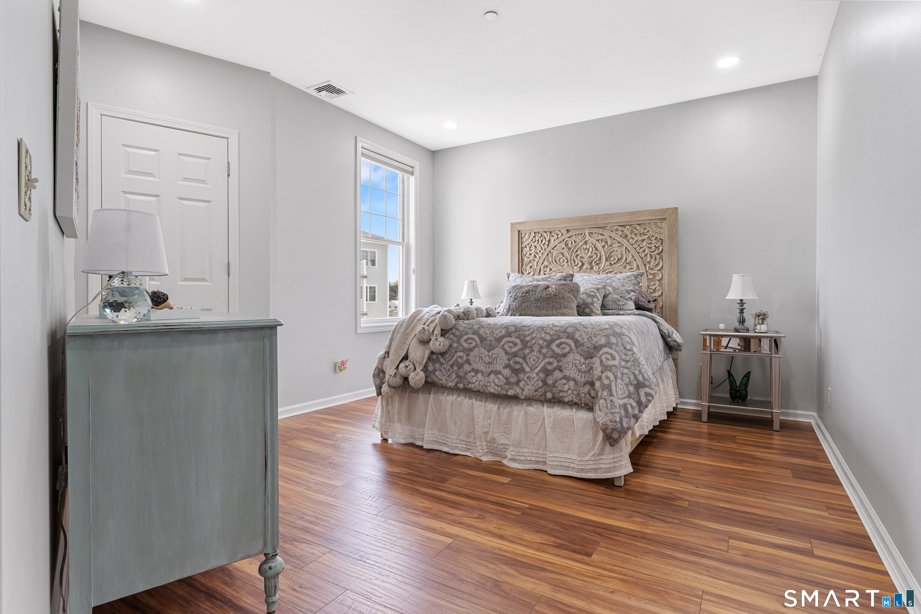 60 Maple Street Branford CT 06405
