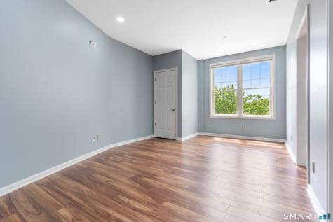 60 Maple Street Branford CT 06405