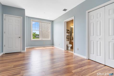 60 Maple Street Branford CT 06405