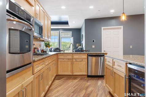 60 Maple Street Branford CT 06405