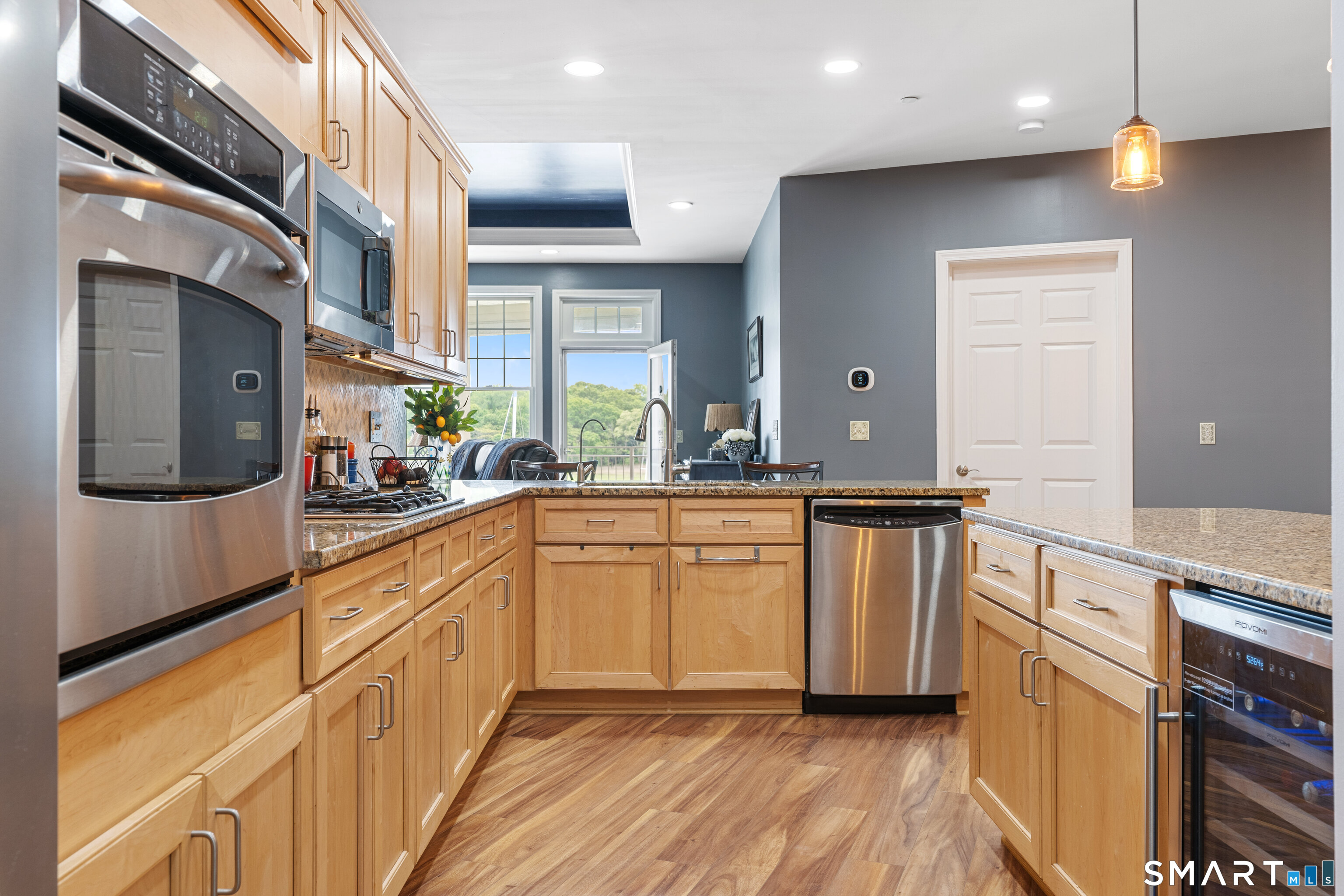 60 Maple Street Branford CT 06405