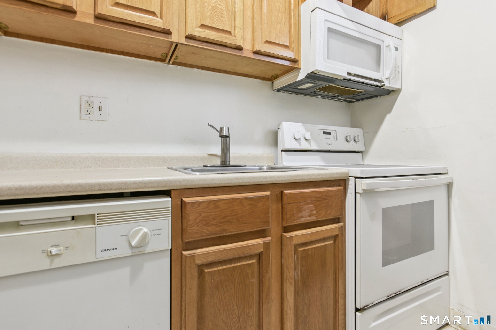 24 Merrill Street Hartford CT 06106