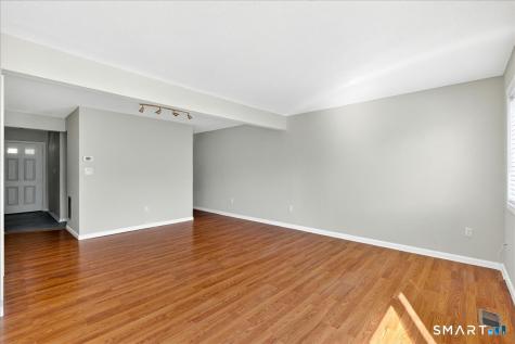 108 Sunrise Circle Newington CT 06111