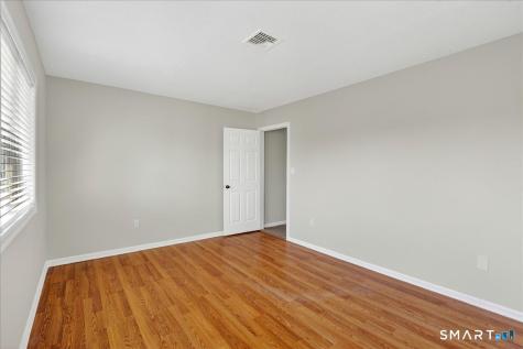 108 Sunrise Circle Newington CT 06111