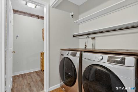 108 Sunrise Circle Newington CT 06111