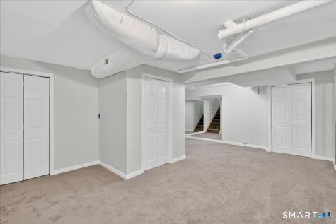108 Sunrise Circle Newington CT 06111