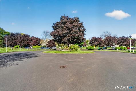 108 Sunrise Circle Newington CT 06111