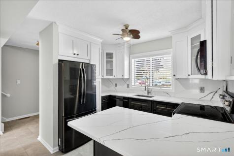 108 Sunrise Circle Newington CT 06111