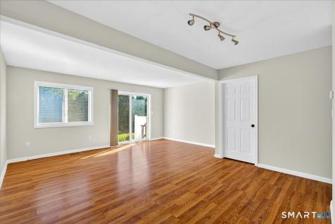 108 Sunrise Circle Newington CT 06111