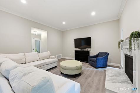 147 Mallard Drive Avon CT 06001