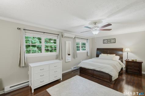 9 Carter Heights Southington CT 06479
