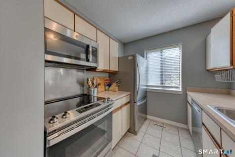 78 Silo Way Bloomfield CT 06002