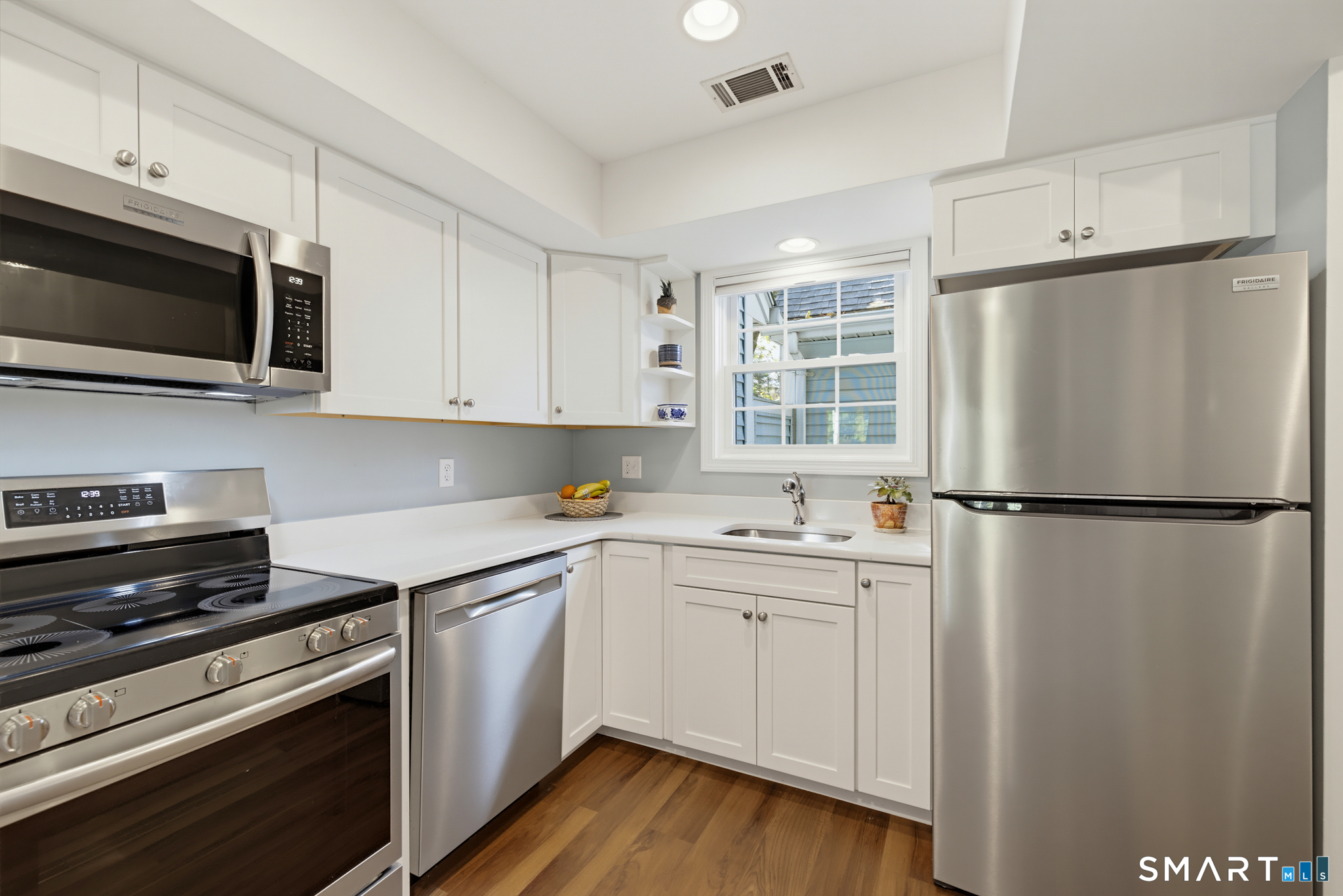 900 Misty Meadow Lane South Windsor CT 06074