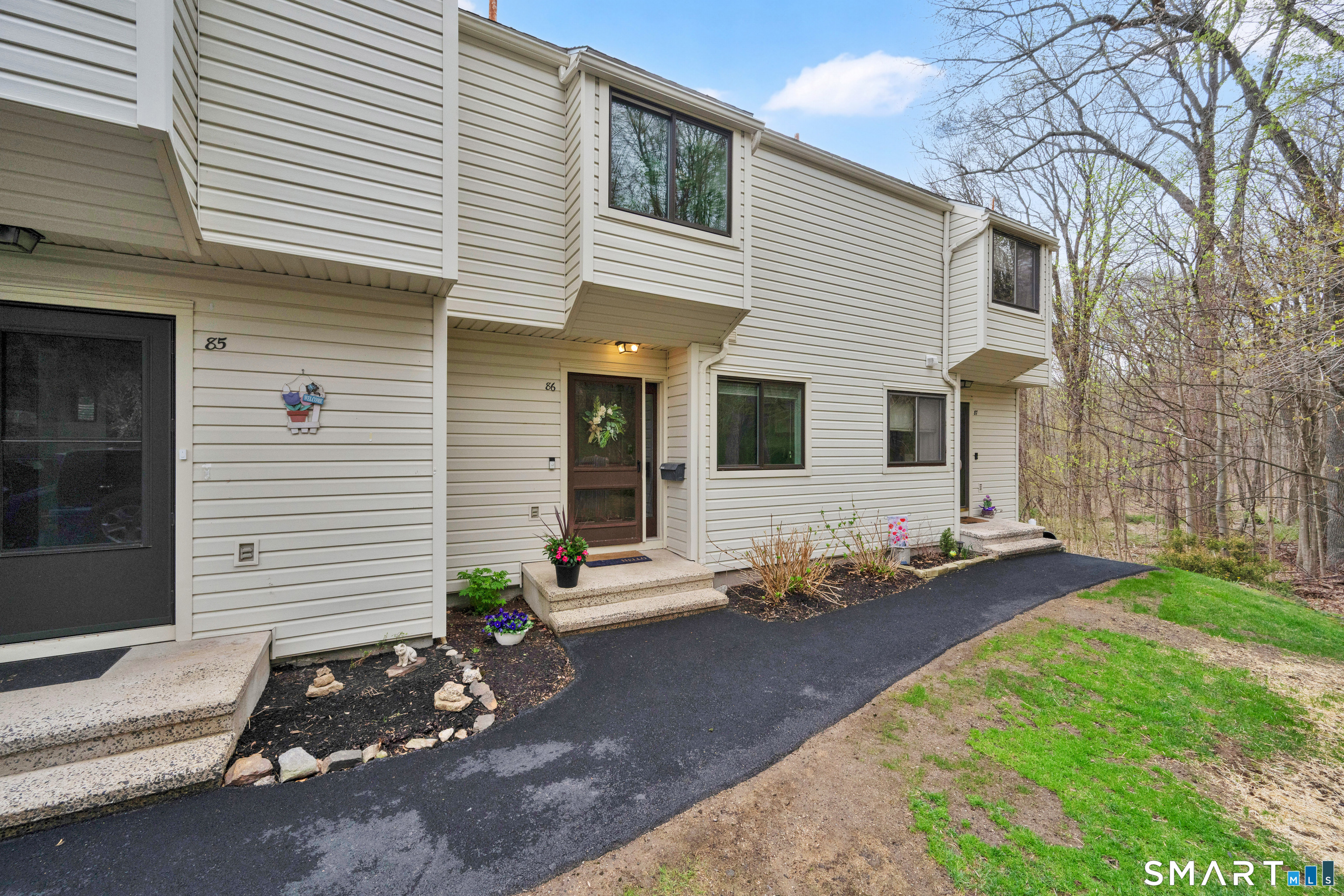 85 North Main Street East Hampton CT 06424