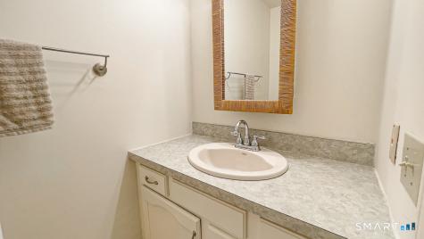 5 Falmouth Court Brookfield CT 06804