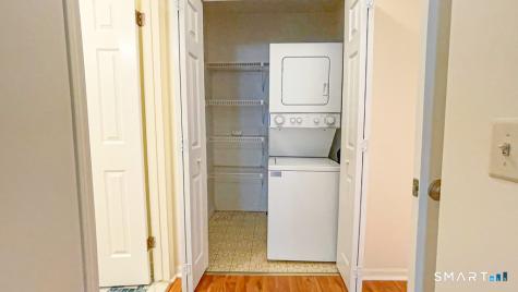 5 Falmouth Court Brookfield CT 06804