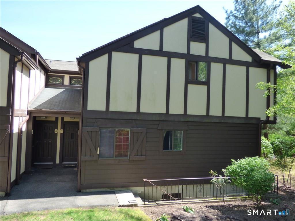 5 Falmouth Court Brookfield CT 06804