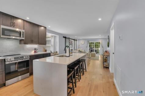 831 Long Hill Road Middletown CT 06457