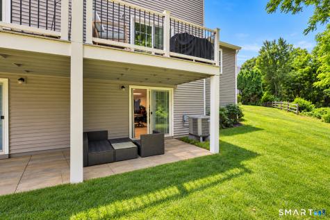 831 Long Hill Road Middletown CT 06457