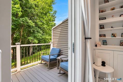 831 Long Hill Road Middletown CT 06457