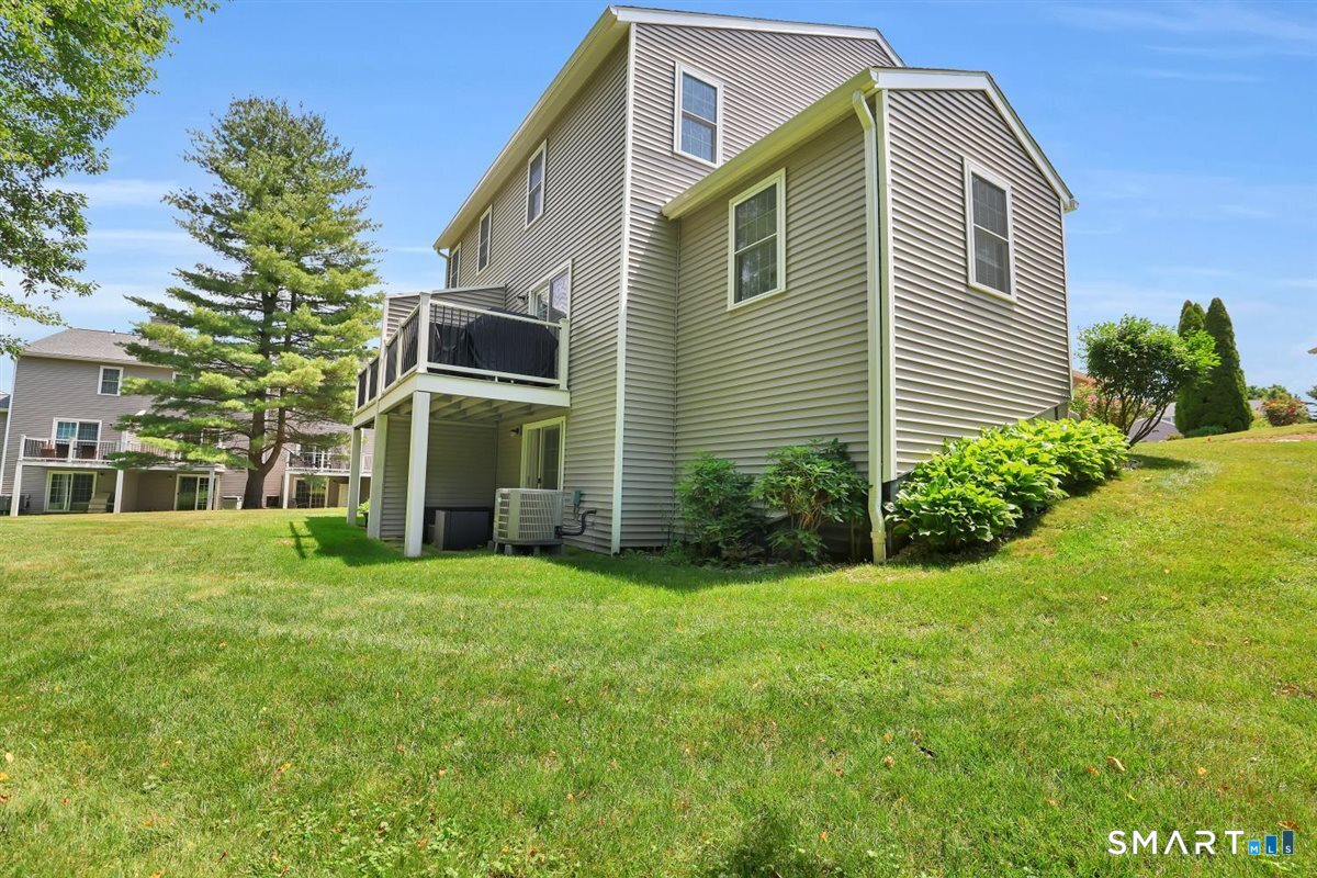 831 Long Hill Road Middletown CT 06457