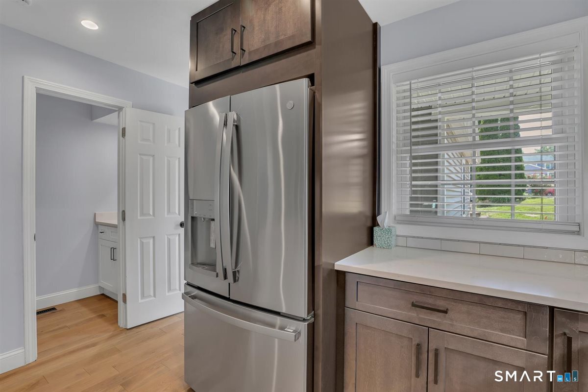 831 Long Hill Road Middletown CT 06457