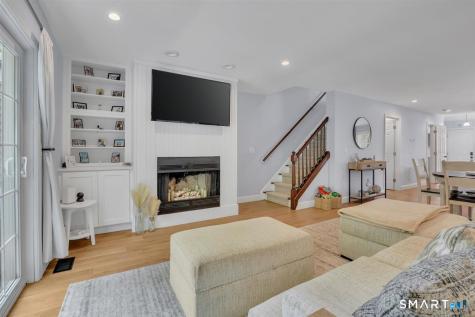 831 Long Hill Road Middletown CT 06457