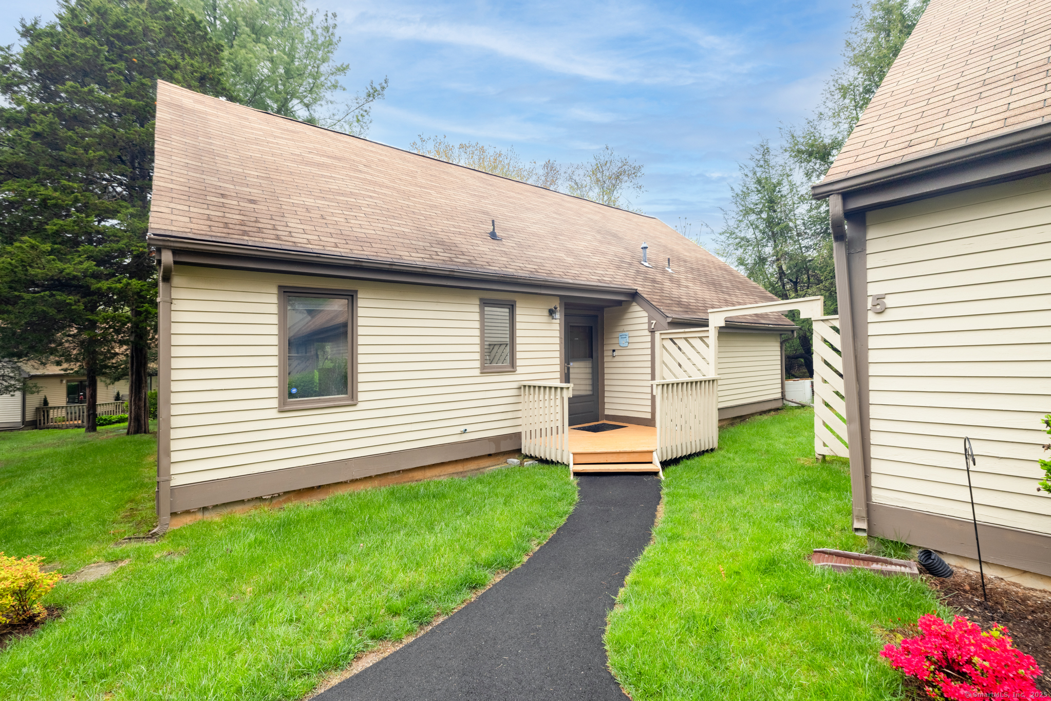 7 Copper Hill Drive Guilford CT 06437