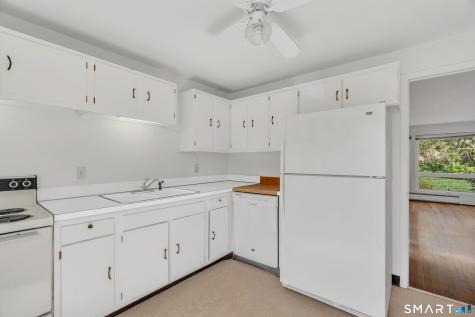 118 Centerbrook Road Hamden CT 06518