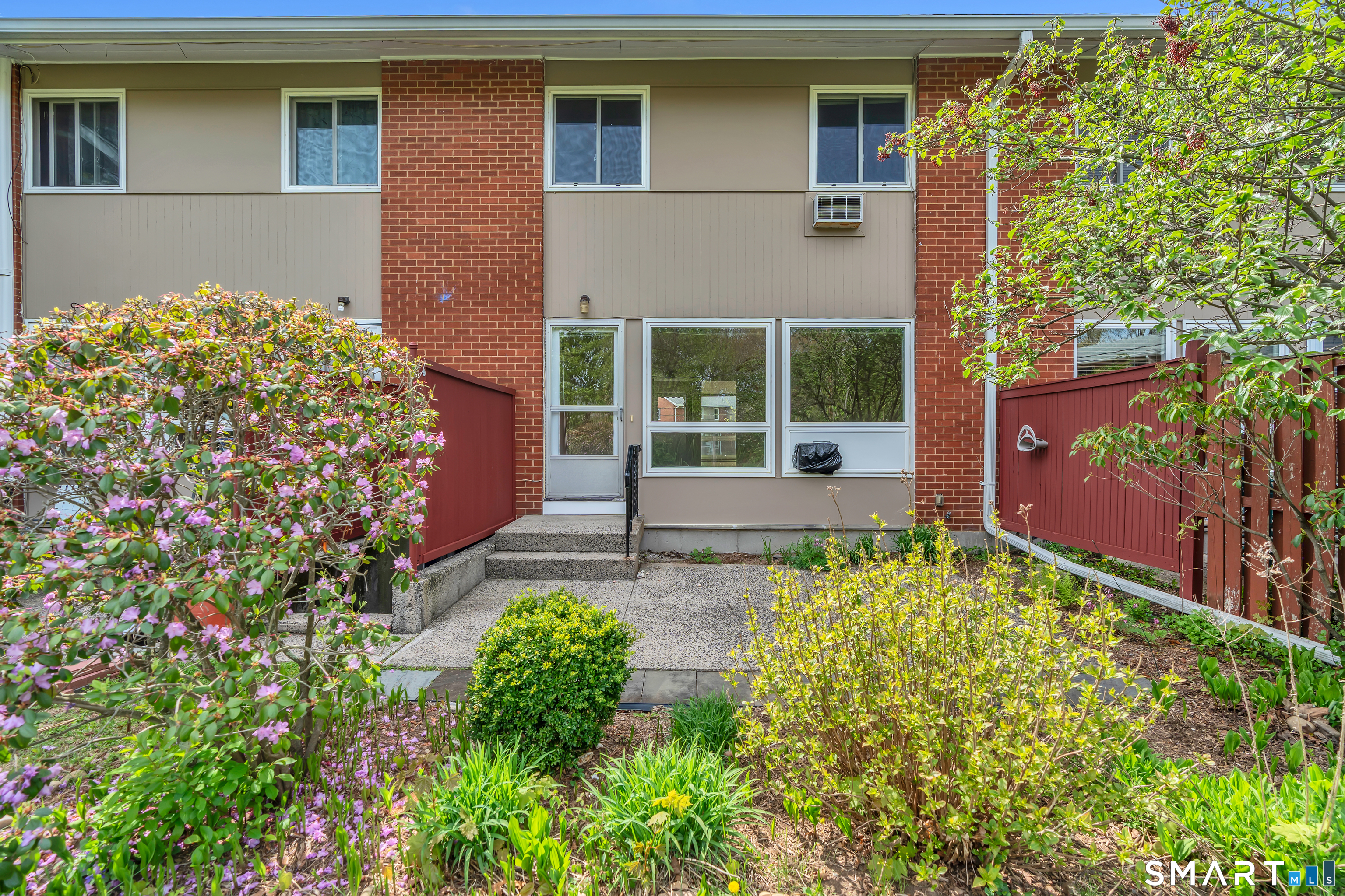 118 Centerbrook Road Hamden CT 06518