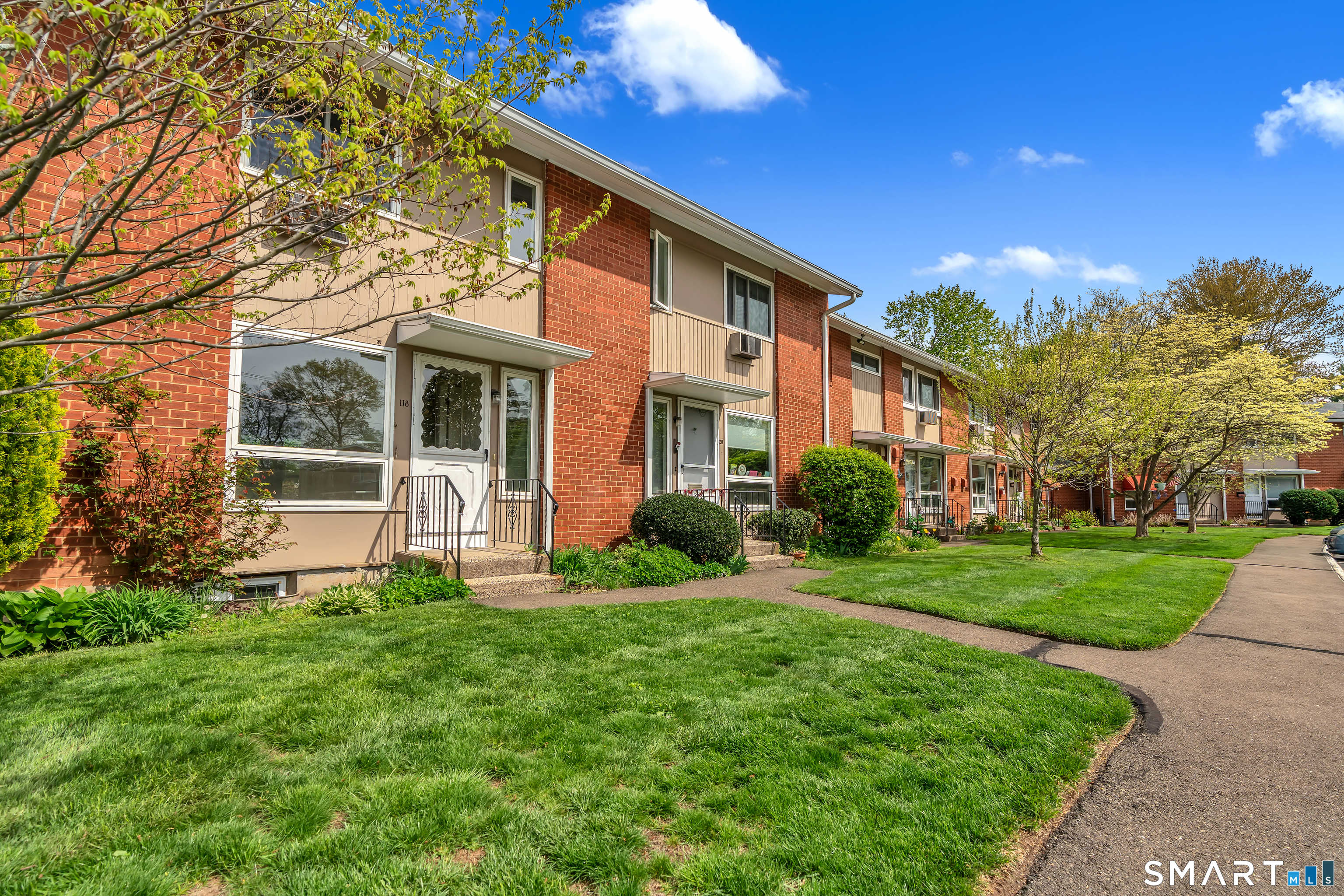 118 Centerbrook Road Hamden CT 06518