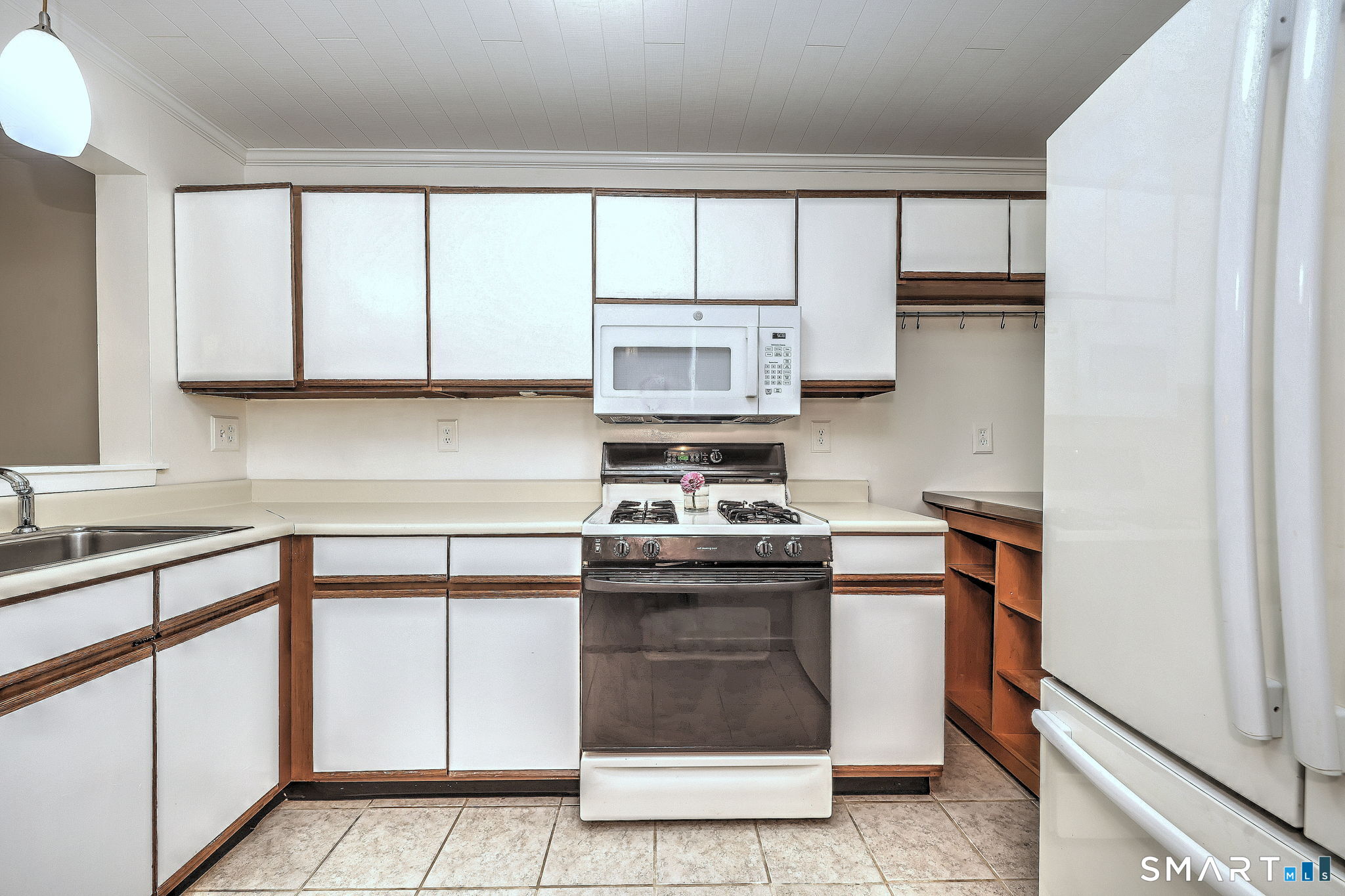 60 Coleman Street East Haven CT 06512
