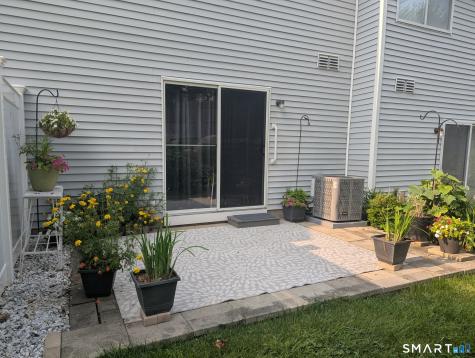 60 Coleman Street East Haven CT 06512