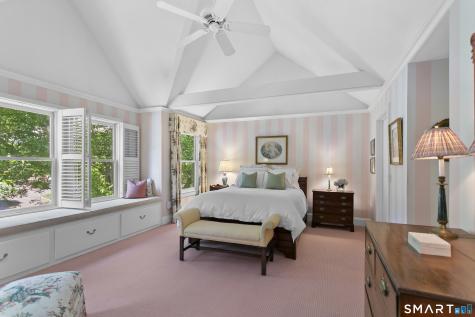 936 S. Pine Creek Road Fairfield CT 06824