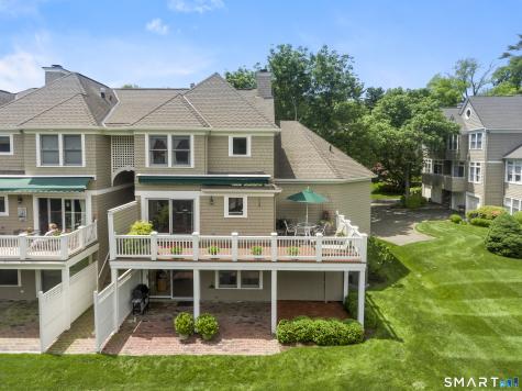 936 S. Pine Creek Road Fairfield CT 06824