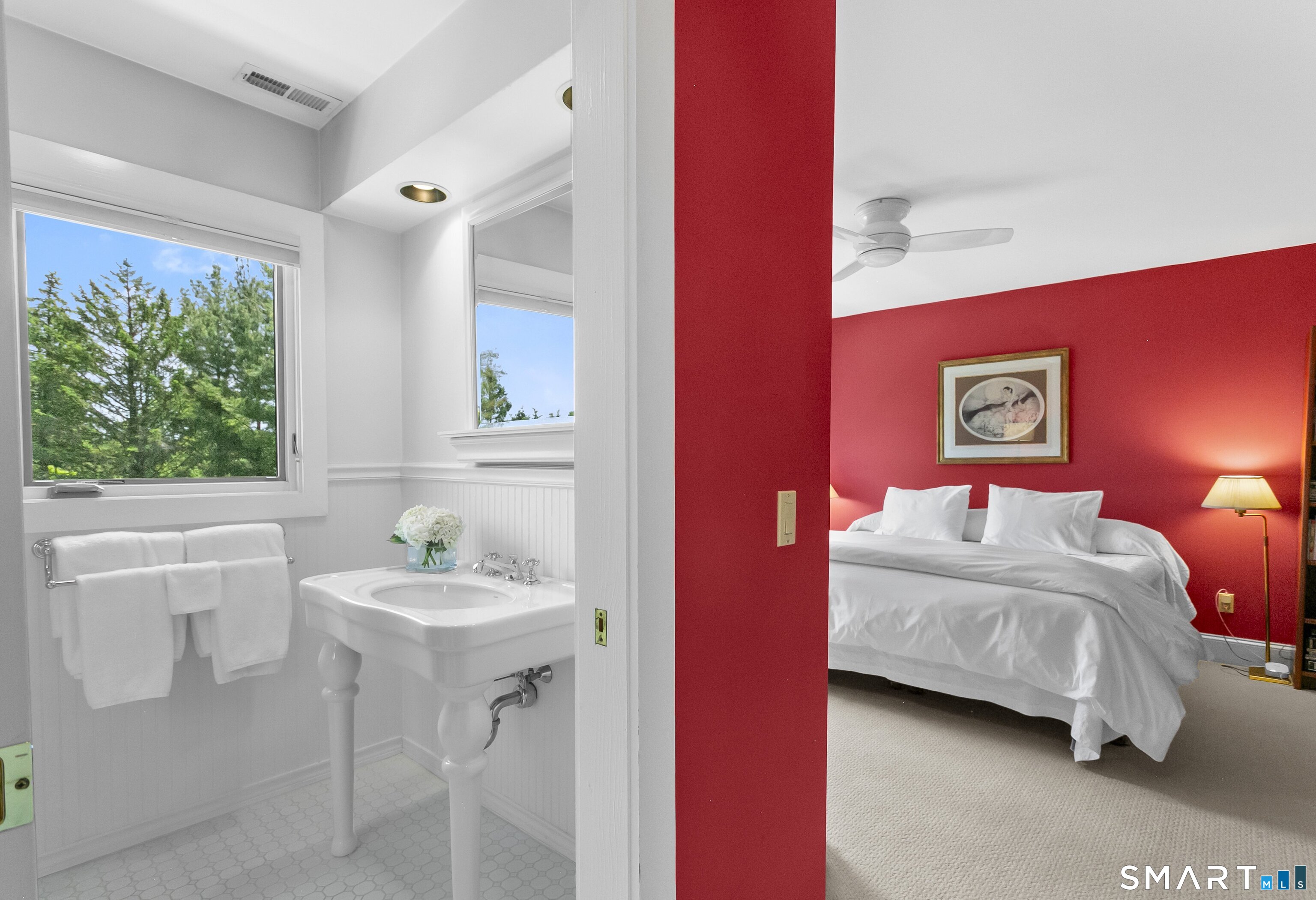 936 S. Pine Creek Road Fairfield CT 06824