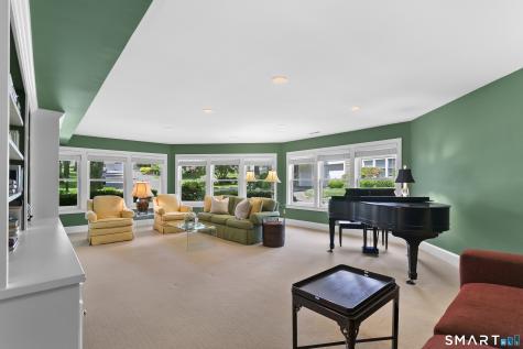 936 S. Pine Creek Road Fairfield CT 06824