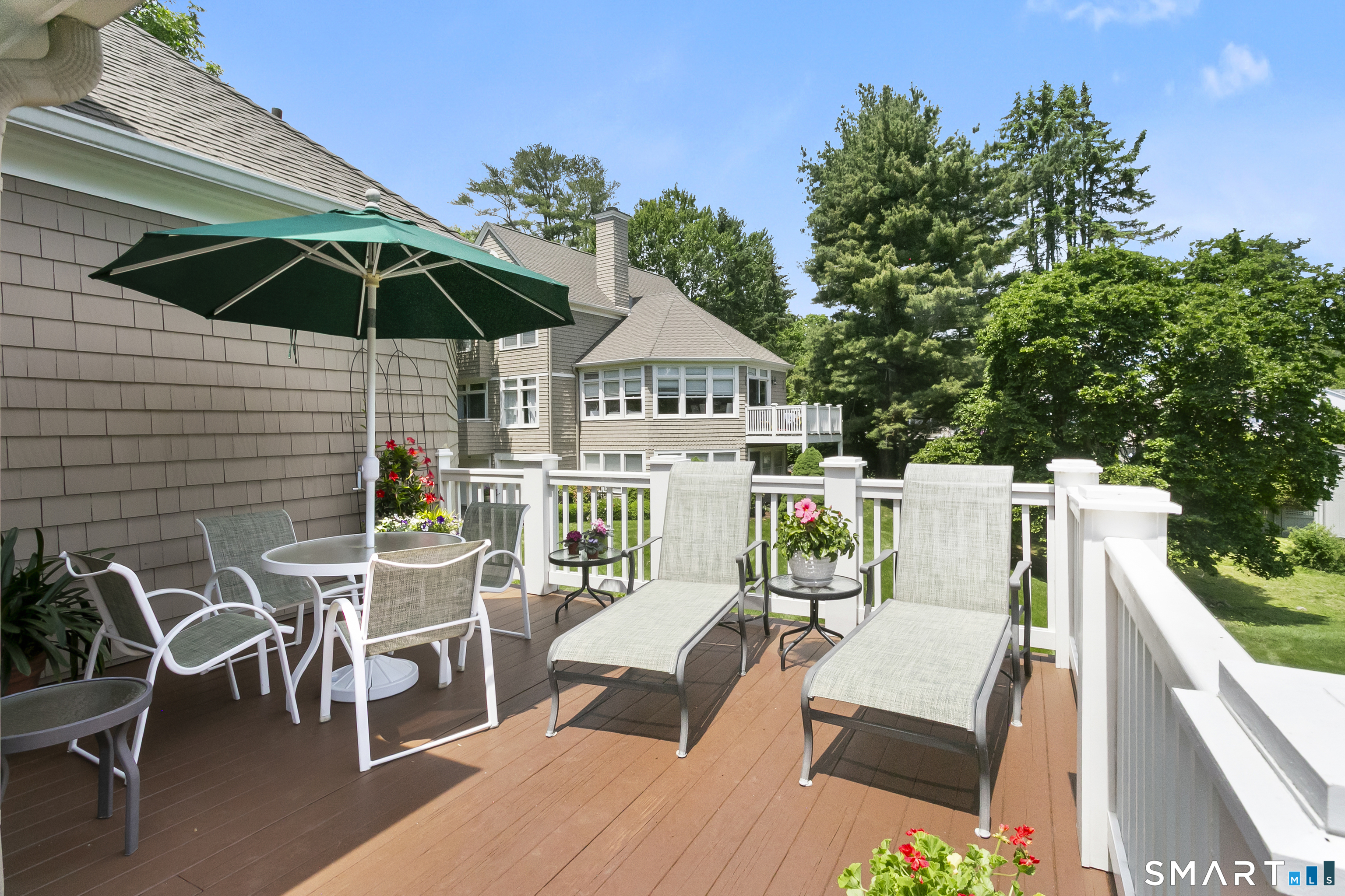 936 S. Pine Creek Road Fairfield CT 06824