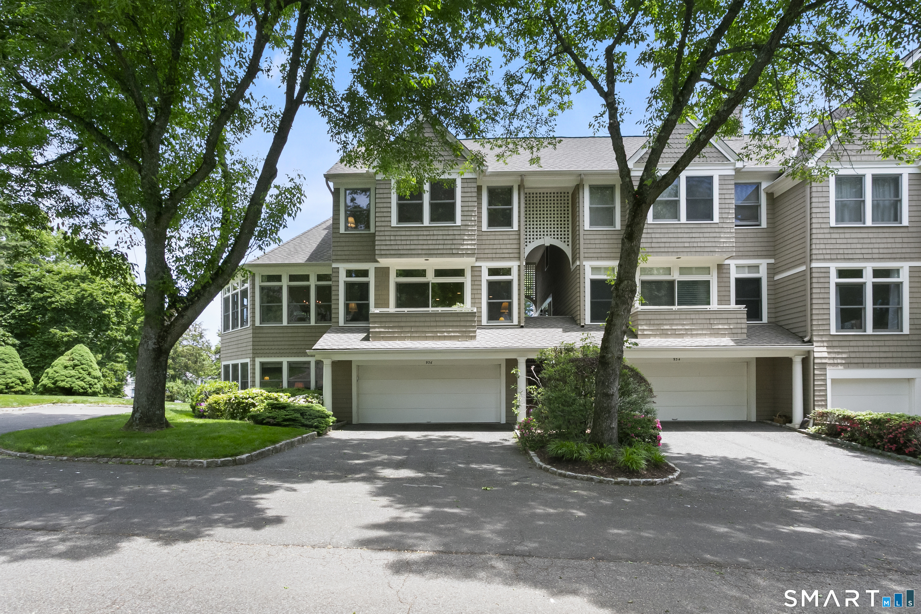 936 S. Pine Creek Road Fairfield CT 06824
