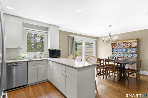 936 S. Pine Creek Road Fairfield CT 06824