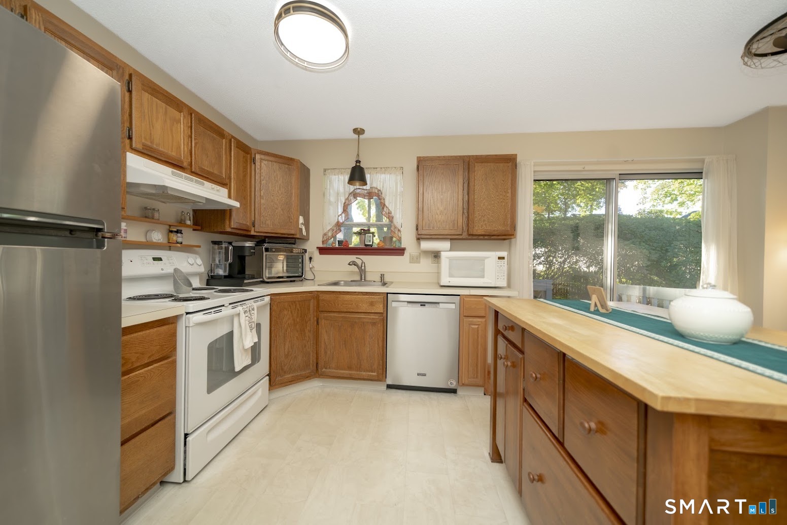219 Oakland Street Manchester CT 06042