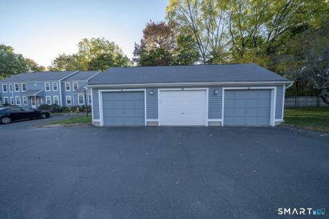 219 Oakland Street Manchester CT 06042