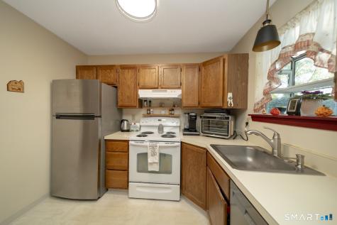 219 Oakland Street Manchester CT 06042