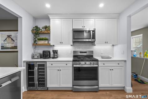 359 Hadley Drive Trumbull CT 06611