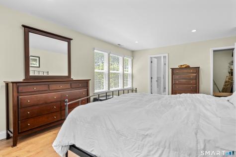 359 Hadley Drive Trumbull CT 06611