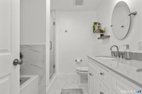 359 Hadley Drive Trumbull CT 06611