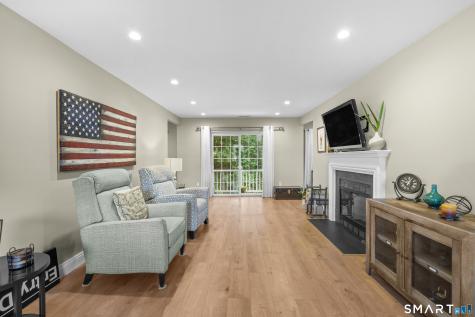 359 Hadley Drive Trumbull CT 06611