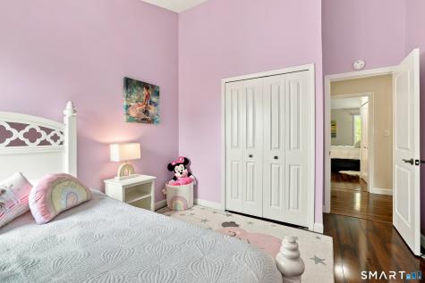 28 Glenview Drive Cromwell CT 06416