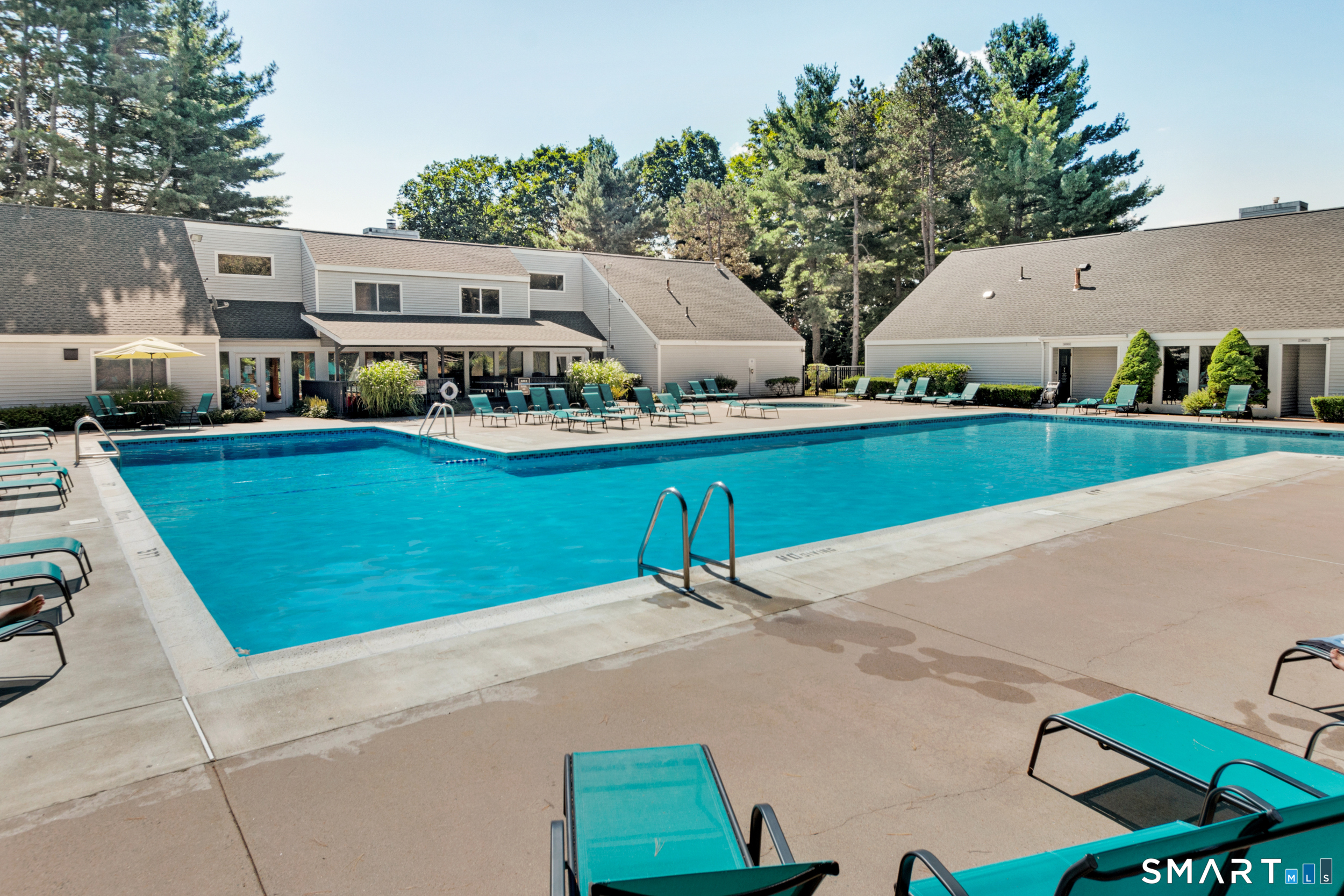 28 Glenview Drive Cromwell CT 06416